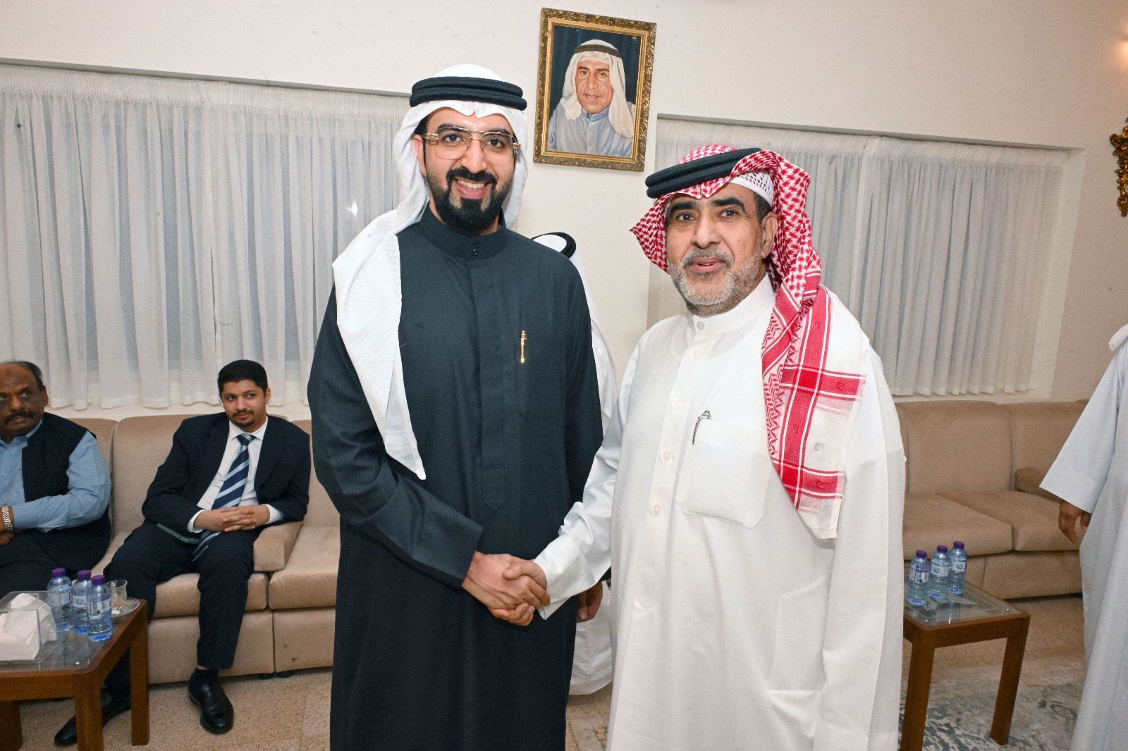 article-image