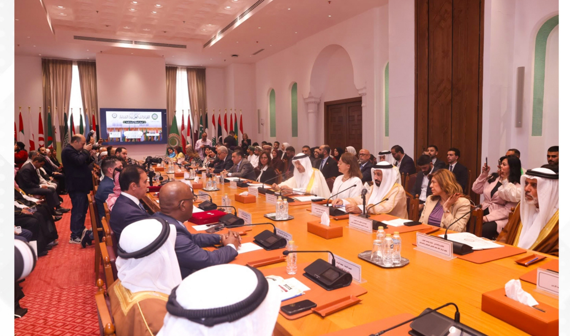 article-image