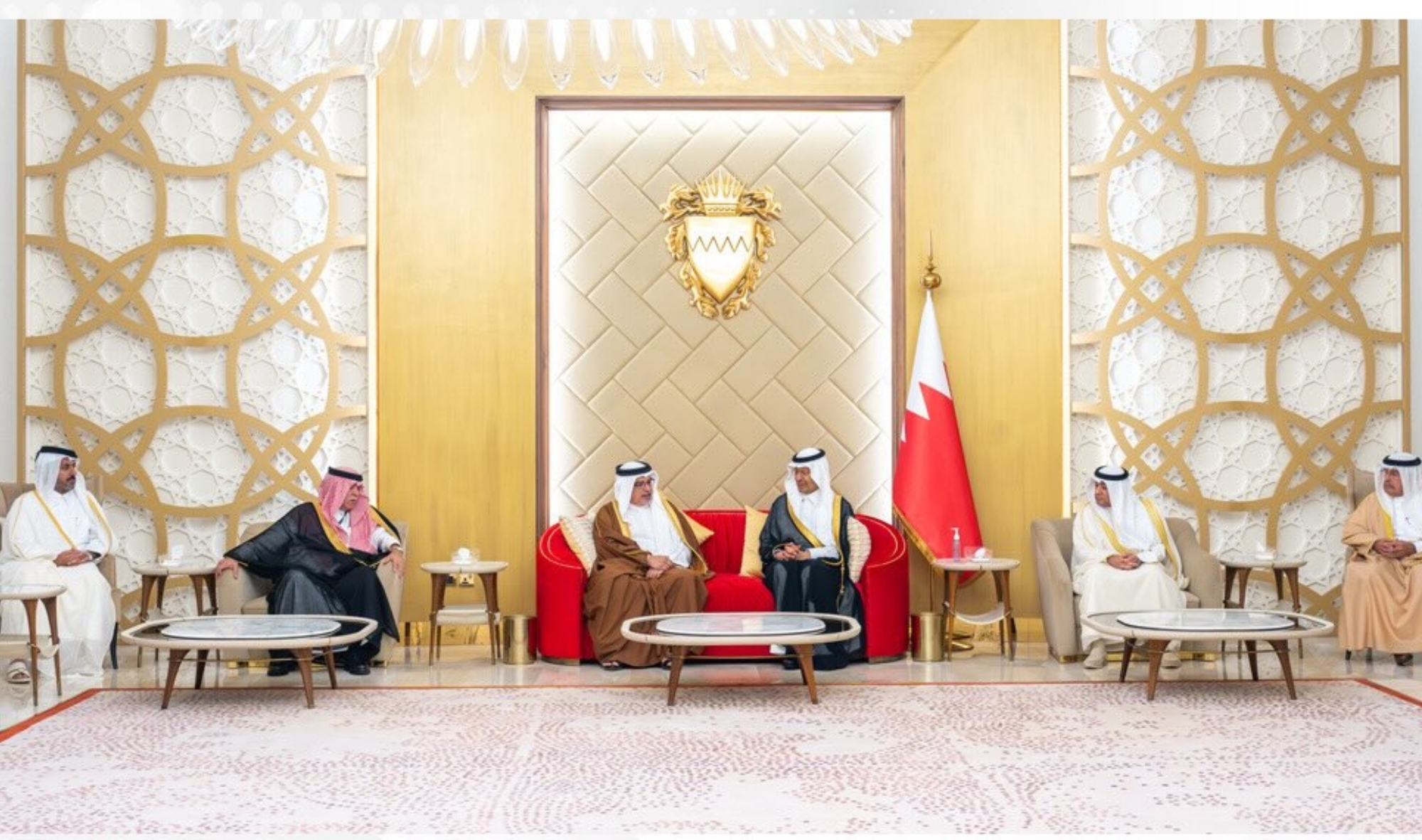 article-image