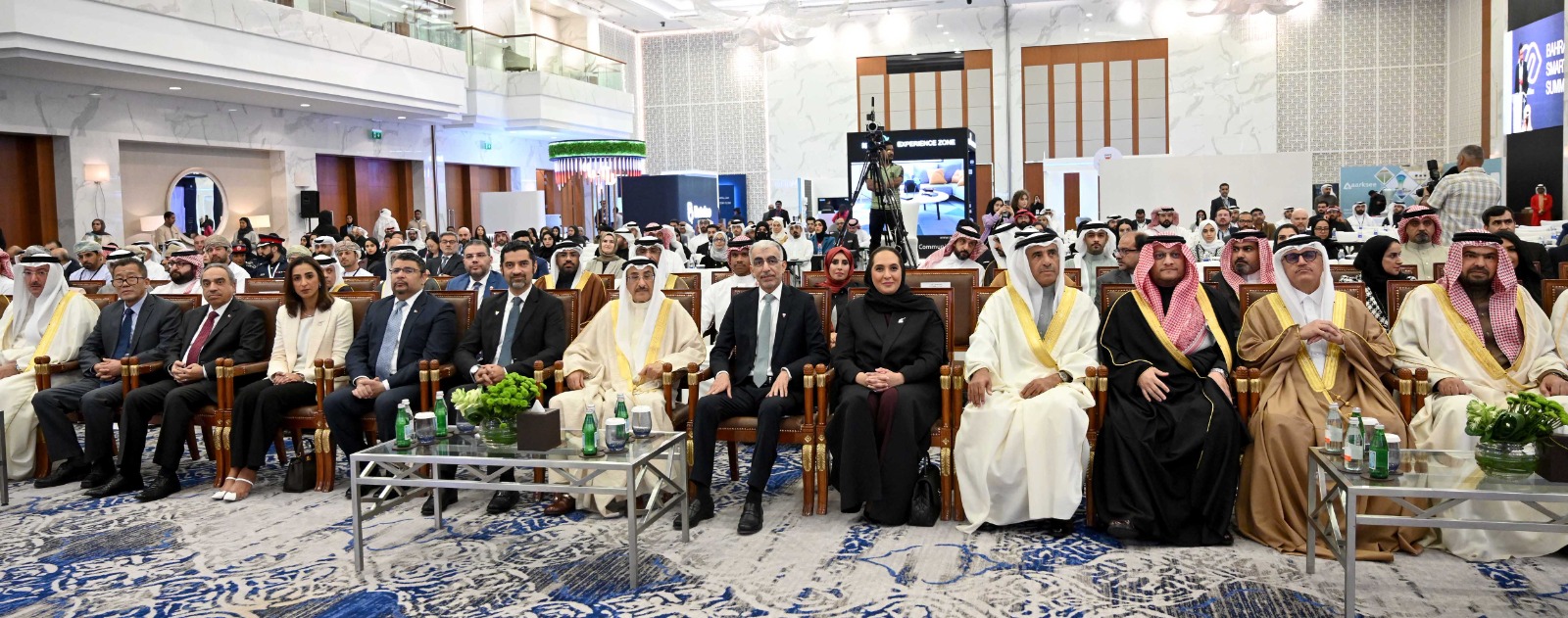 article-image