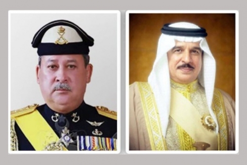 HM King Hamad Welcomes Malaysian King and Family for Official Visit