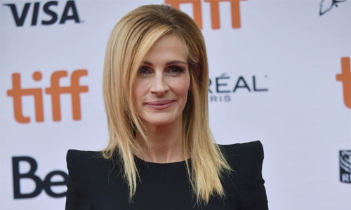 Julia Roberts: ‘Pretty Woman’ originally had dark ending Julia Roberts: ‘Pretty Woman’ originally had dark ending