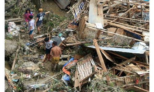 ‘Complete carnage’: Hundreds dead in typhoon-hit Philippines