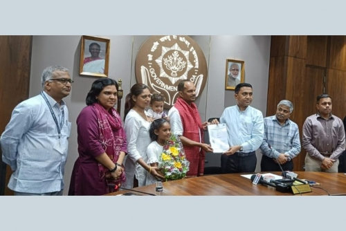 Pakistani-Born Brenden Crasto Receives Indian Citizenship in Goa Pakistani-Born Brenden Crasto Receives Indian Citizenship in Goa