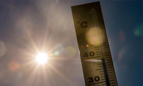 Global temps soar in Feb, setting new heat record