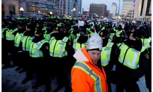 Canadian police push to restore normality to the capital