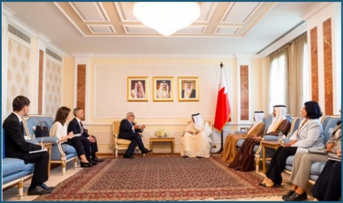 Minister Al Zayani Holds Talks with Russian Deputy FM on Peace and Stability Minister Al Zayani Holds Talks with Russian Deputy FM on Peace and Stability