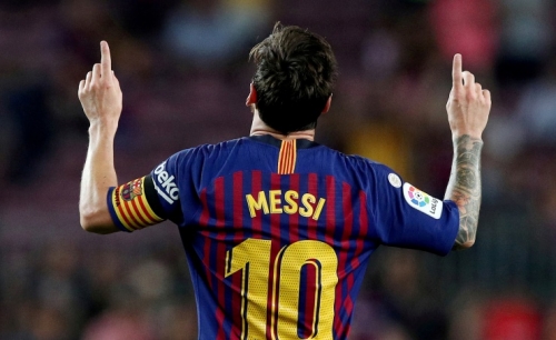 Messi will stay with Barcelona despite wanting to leave