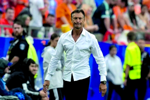 Coach Renard leaves Tunisia after group-stage exit