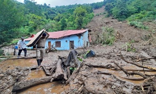 At least 24 killed in India after heavy rains At least 24 killed in India after heavy rains