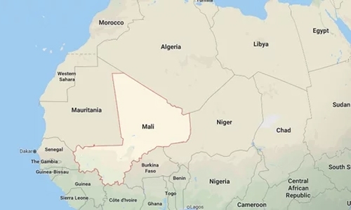 100 killed in attack on central Mali village