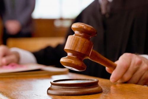 Two years in prison for human traffickers 