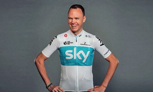 Froome models new Team Sky kit for 2018