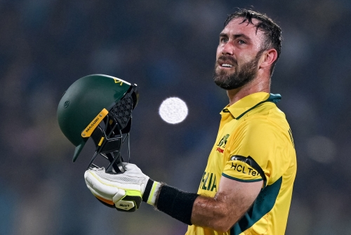 Maxwell, Warner star as Australia hand Dutch record World Cup rout