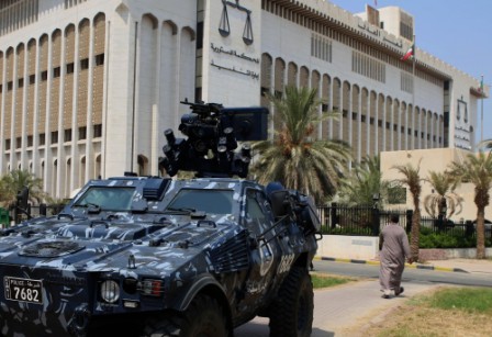 Kuwait court frees 11 suspects in Shia mosque attack Kuwait court frees 11 suspects in Shia mosque attack