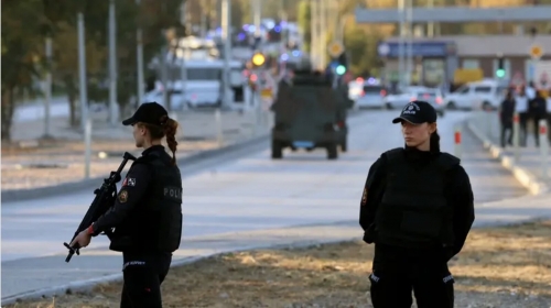 Manhunt ends in southern Turkey after gunman who kills own life as police close in: officials Manhunt ends in southern Turkey after gunman who kills own life as police close in: officials