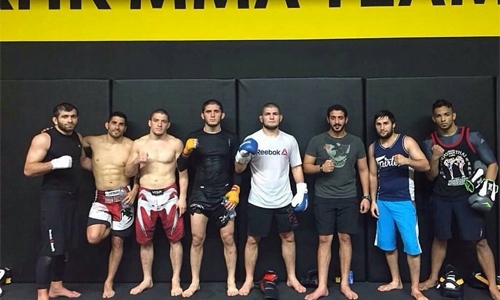 KHK MMA Team arrives in Mumbai