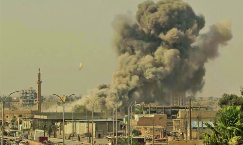 Less than 1,000 IS fighters remain in Iraq and Syria