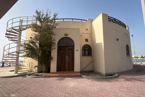 Budaiya Harbour Restaurant Has Been Idle for Over 15 Years