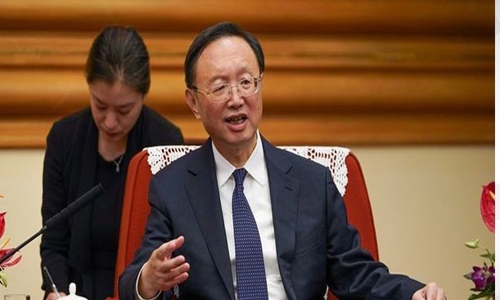 Top Chinese diplomat calls for China, US to mend relations