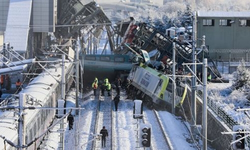 9 dead, 47 injured in Ankara train crash