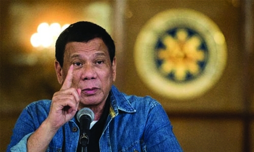 Philippines' Duterte pulls police off drug war