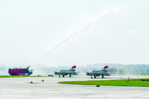 India retires Soviet fighter jet after six decades 