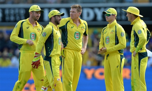 Australian top order dominates Indian bowling