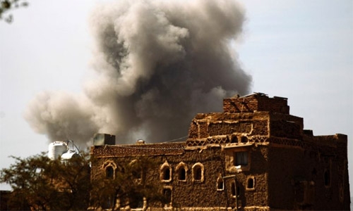Civilians among 30 dead in Yemen air raids
