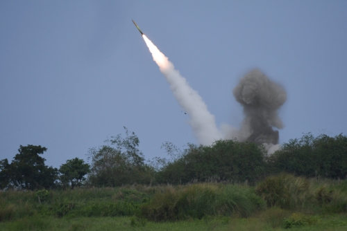 US, Philippine troops fire rockets at ship in largest-ever drills US, Philippine troops fire rockets at ship in largest-ever drills