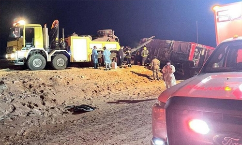 3 killed, 30 injured as bus flips after hitting camel in Saudi 3 killed, 30 injured as bus flips after hitting camel in Saudi