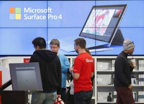 Microsoft to permanently close all retail stores