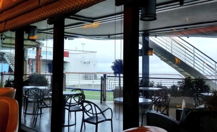 Cruise ship hit by virus to dock in Oakland, California