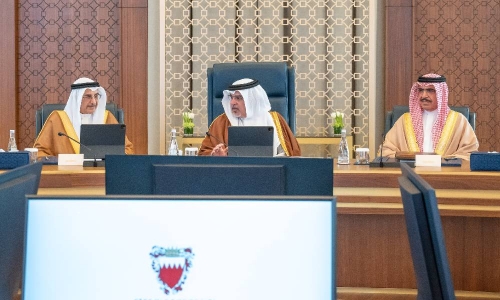 Bahrain Cabinet supports strategy to boost infrastructure development