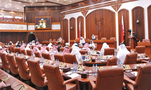 Bahrain pass bill to curb ownership of land by foreigners 