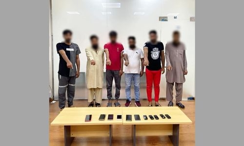 Police arrest gang in BD42,000 phone scam