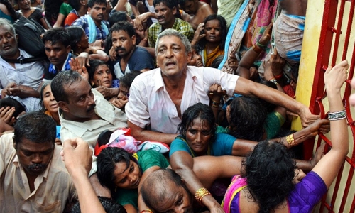 19 killed, 25 injured in stampede at religious gathering in India