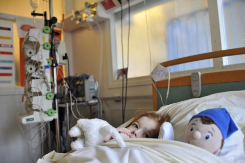 Viral fever and flu surge among kids in Bahrain as winter chill sets in