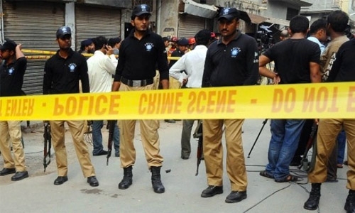 Gunmen kill four police officers in Pakistan