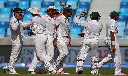 Pakistan overcome England to win Dubai Test Pakistan overcome England to win Dubai Test