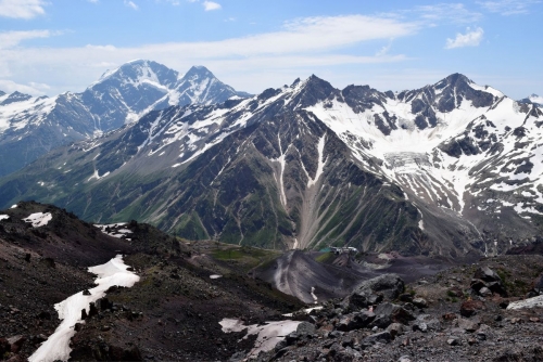 11 climbers killed in avalanche in Russia 11 climbers killed in avalanche in Russia