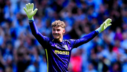 Coventry sign Brighton 'keeper Rushworth after successful loan Coventry sign Brighton 'keeper Rushworth after successful loan