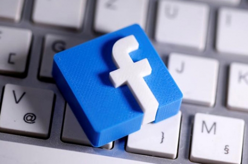 First day of Facebook moratorium on new US political ads marked by glitches First day of Facebook moratorium on new US political ads marked by glitches