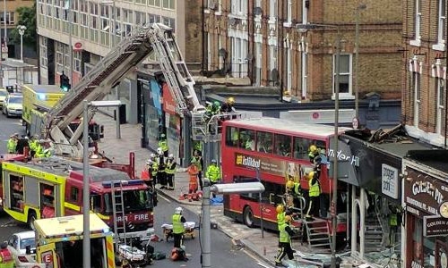 London bus smash injures several passengers London bus smash injures several passengers