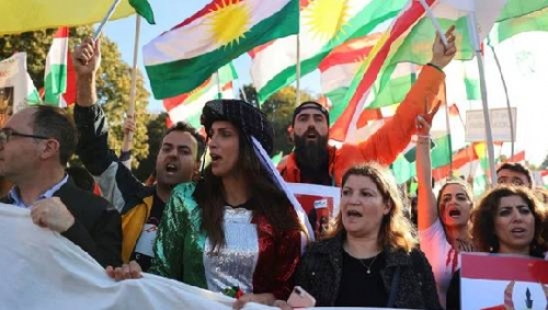 Crowd chants ‘Death to Khamenei’ at Berlin rally