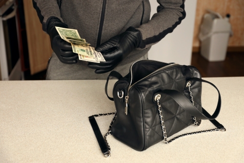 Three Arrested Within 10 Hours After BD 600,000 Exchange Company Theft Three Arrested Within 10 Hours After BD 600,000 Exchange Company Theft