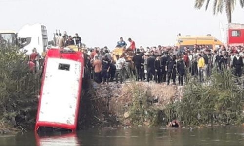 Nineteen killed as bus falls into canal in Egypt Nineteen killed as bus falls into canal in Egypt