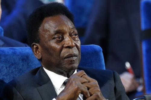 Hospitalised Pelé thanks fans during fight against cancer Hospitalised Pelé thanks fans during fight against cancer
