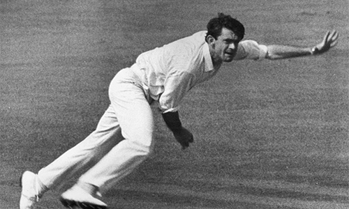 Australia's 'mystery' spinner Gleeson dies aged 78 Australia's 'mystery' spinner Gleeson dies aged 78