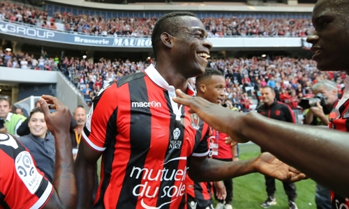 Balotelli scores again as Nice stretch lead
